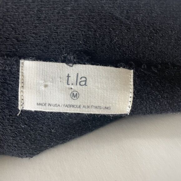 Anthropologie t.la Black Size Medium Faux Wrap Sweatshirt Style Sweater Cozy - Picture 6 of 9